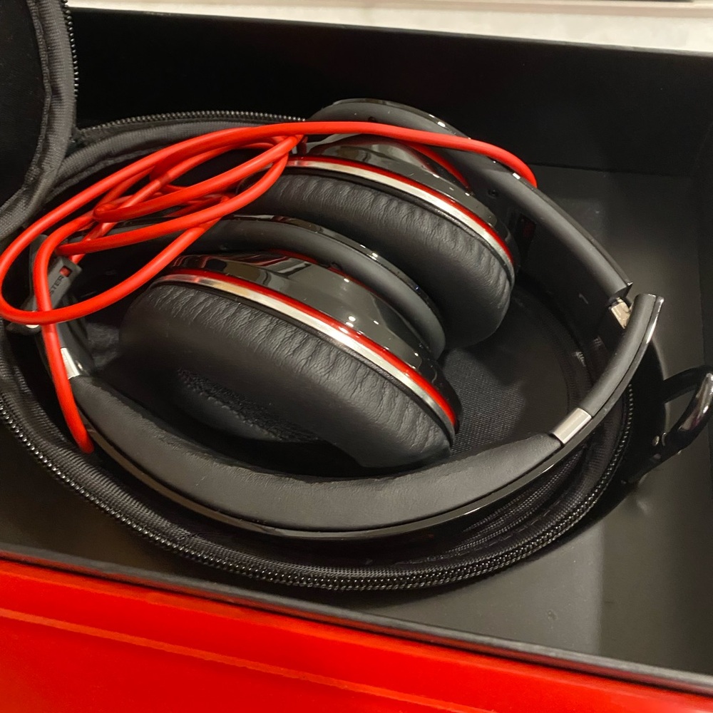 Original Beats Studio  over the ears headphones wired